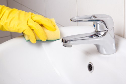 Move-out property cleaned with one off cleaning in Docklands