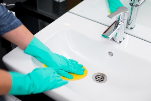 Cleaning modern cladding and glass surfaces on a Docklands property